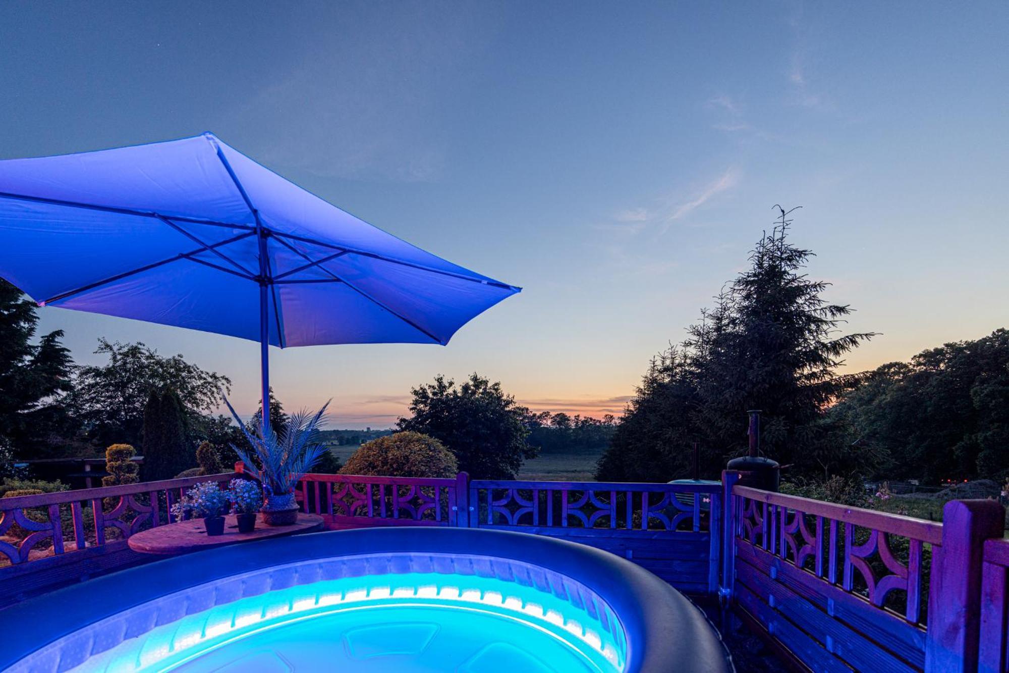Wellnessparadies Mit Sauna Und Whirlpool Krakow am See Dış mekan fotoğraf
